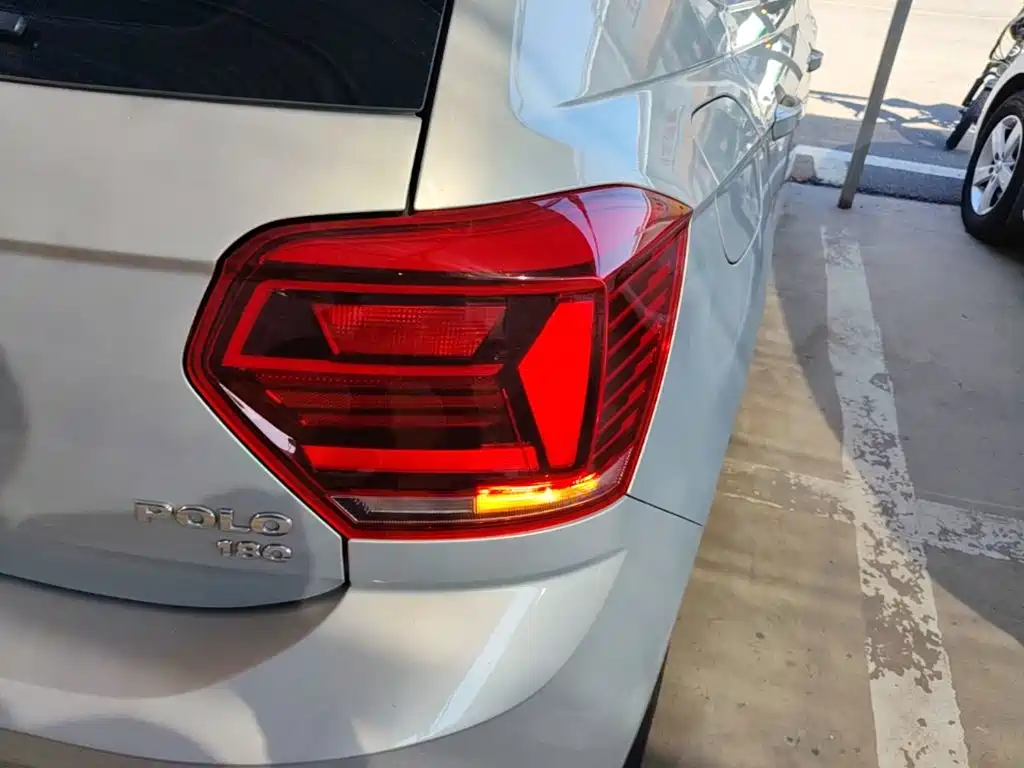 Volkswagen Polo — миниатюра 8