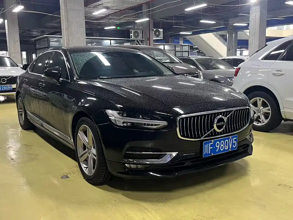 Volvo S90 — миниатюра 3