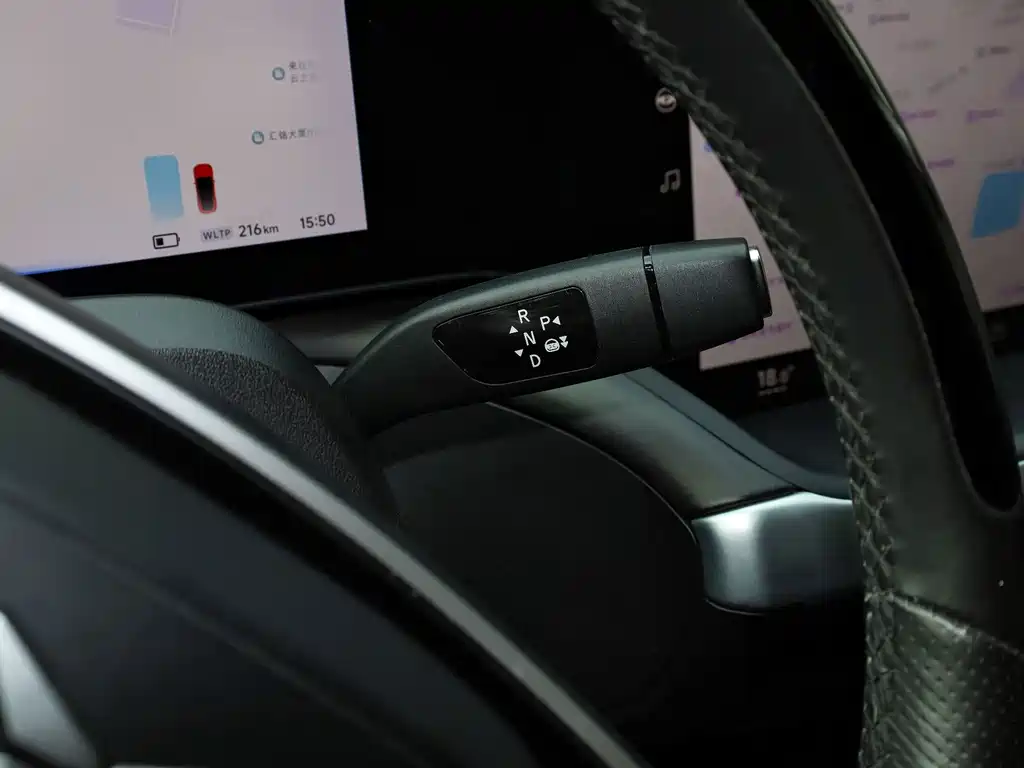 XPeng P7 — миниатюра 19