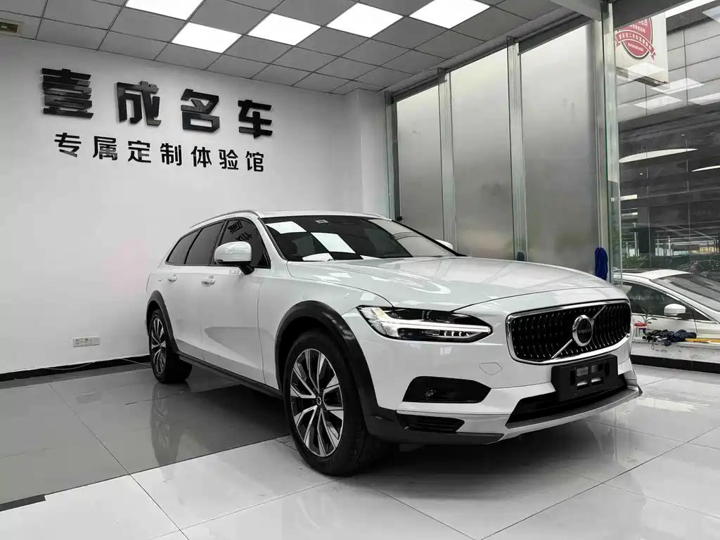 Volvo V90 — миниатюра 3
