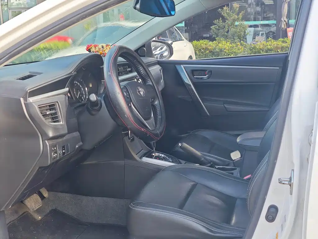 Toyota Corolla — миниатюра 6