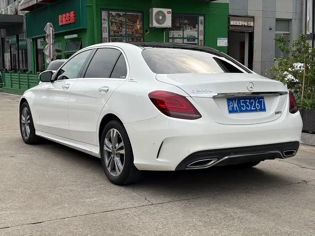 Mercedes-Benz C-Class — миниатюра 4