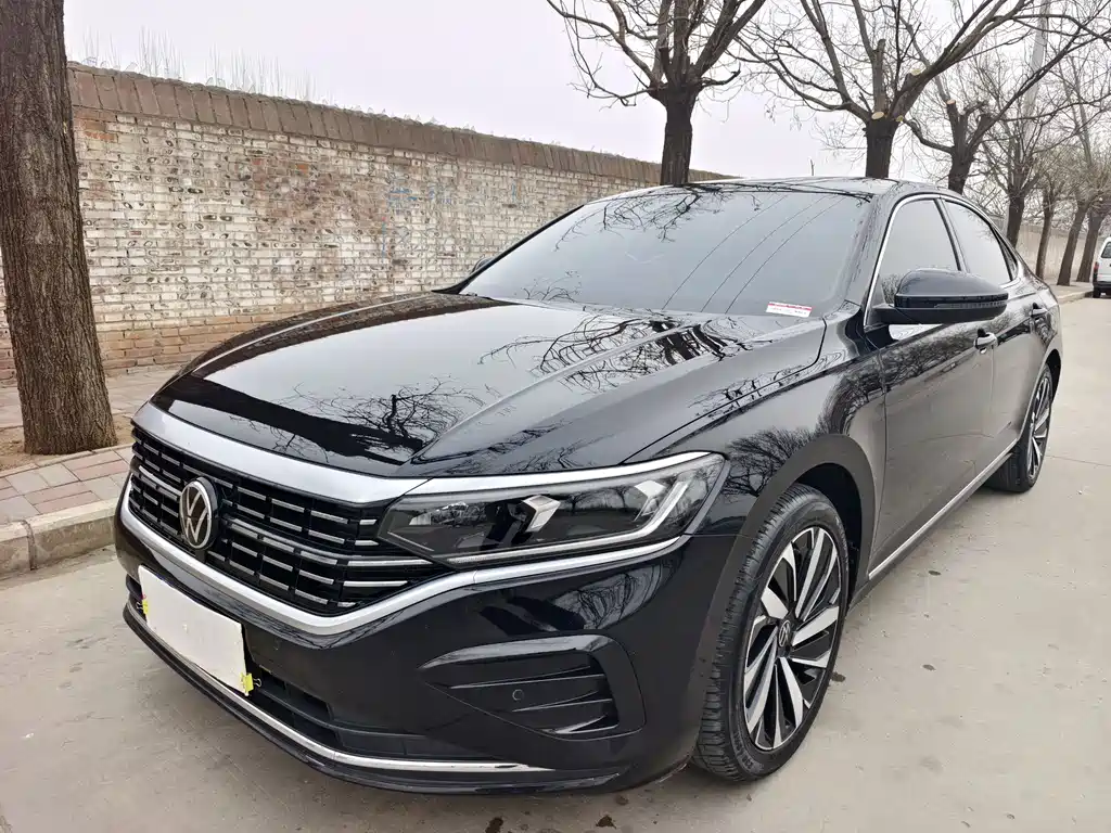 Volkswagen Passat 2022