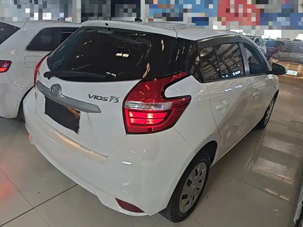 Toyota Vios FS — миниатюра 7