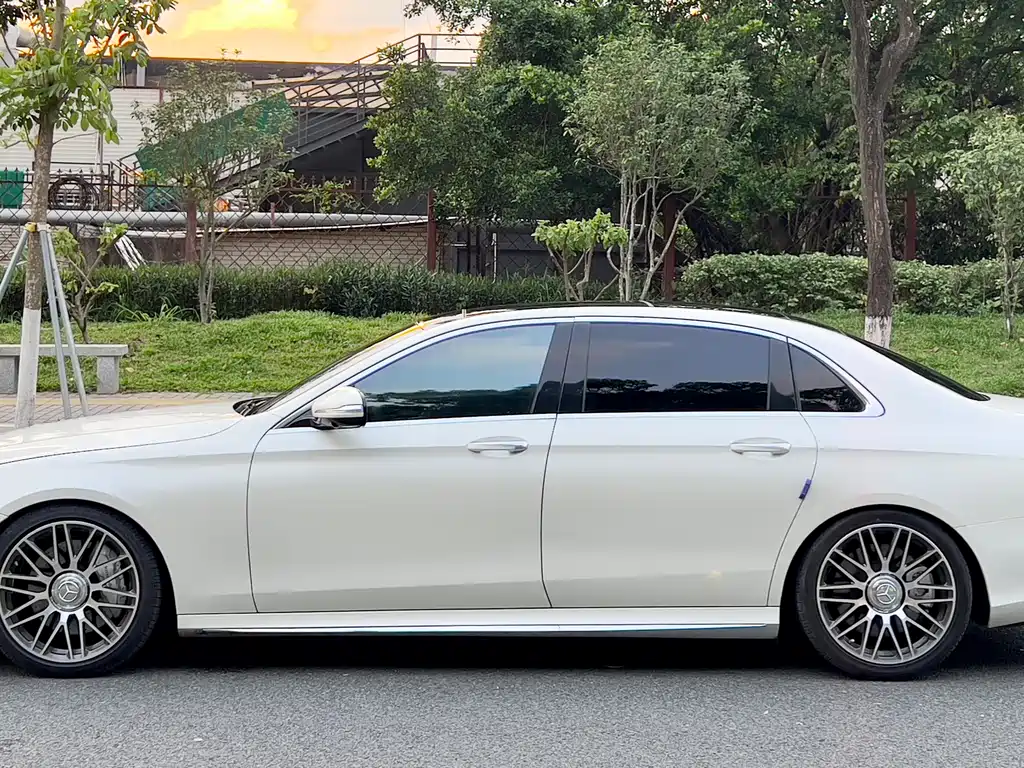 Mercedes-Benz E-Class E 2017 E 320 L Sport 4MATIC