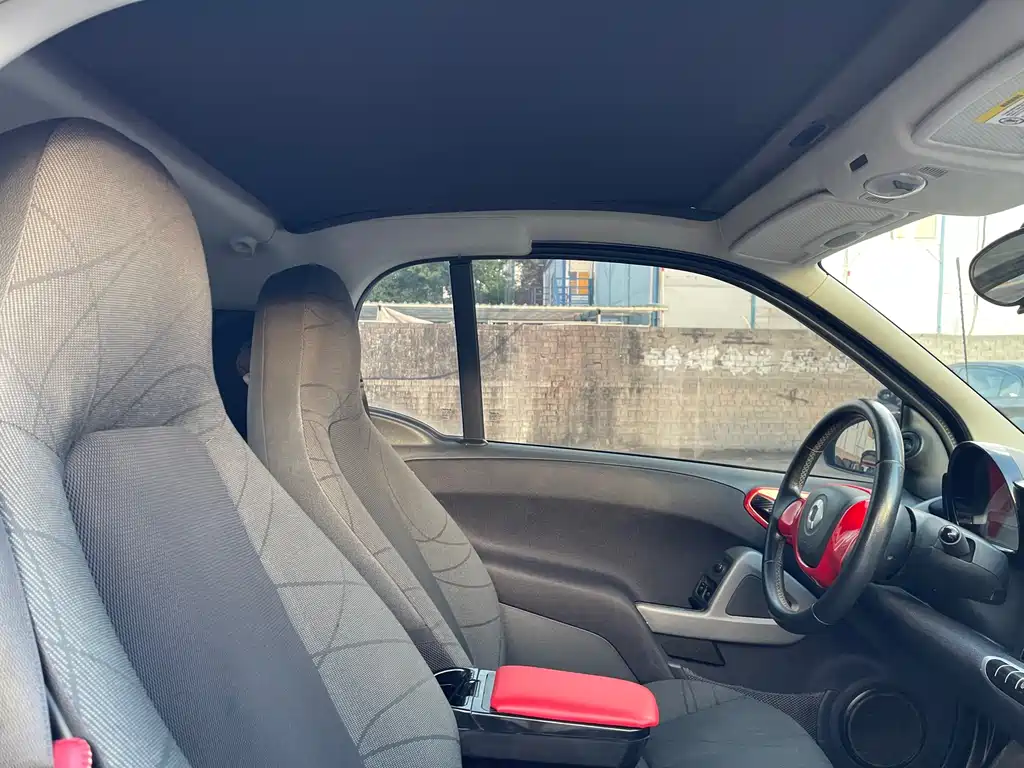 smart Smart Fortwo — миниатюра 10