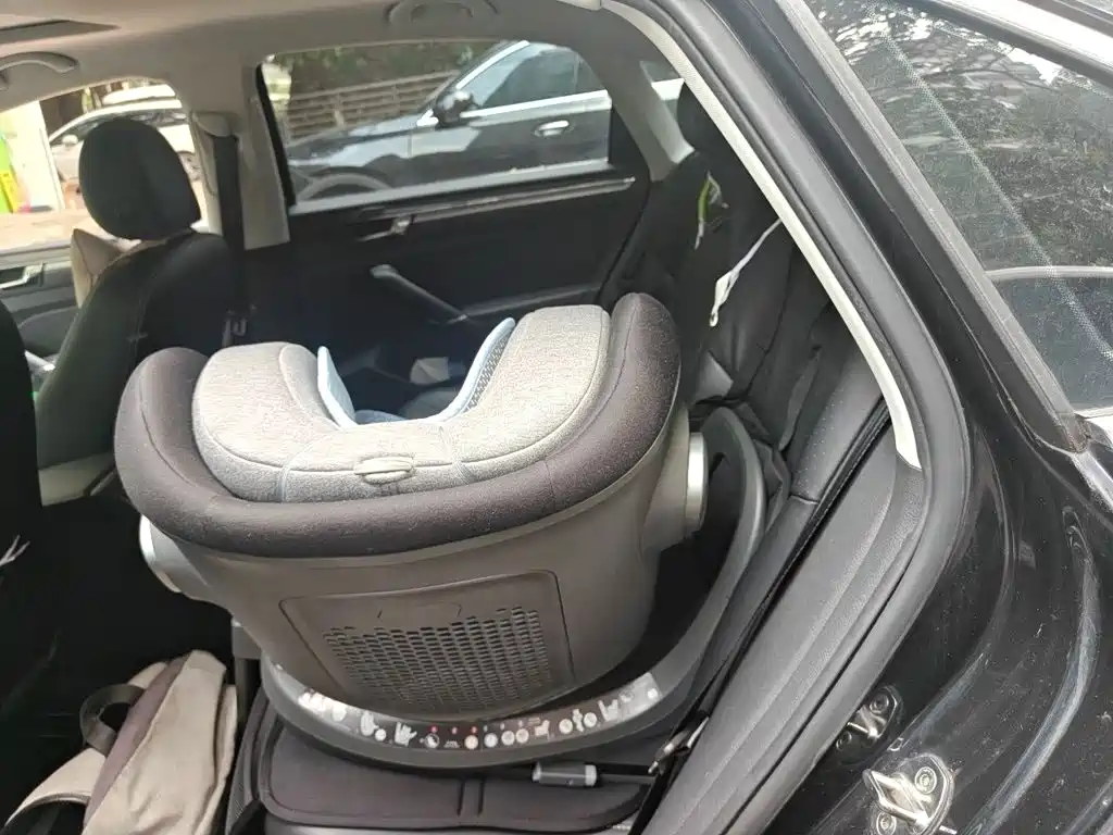Volkswagen Passat — миниатюра 13