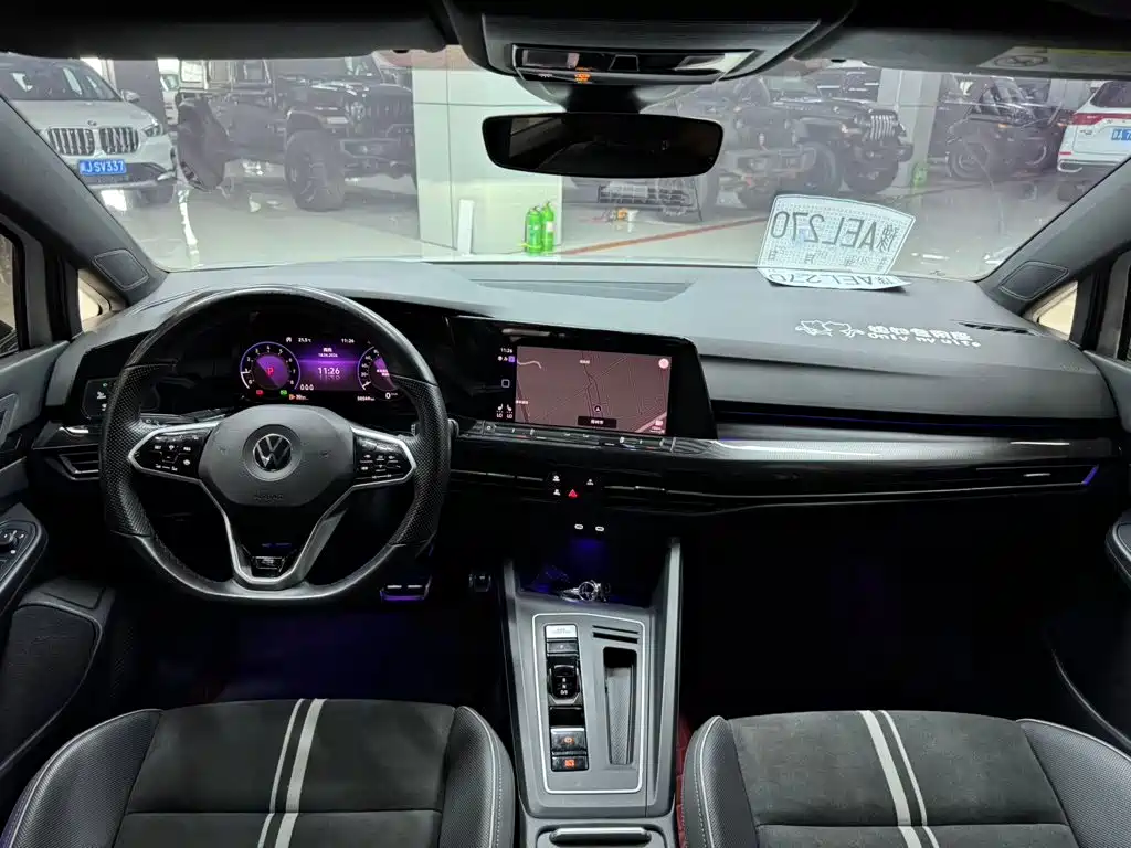 Volkswagen Golf — миниатюра 9
