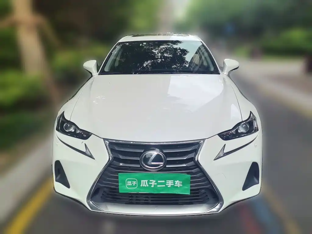 Lexus IS — миниатюра 23