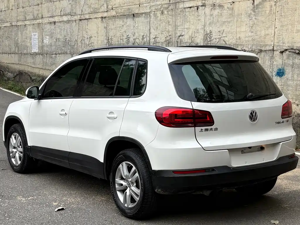 Volkswagen Tiguan — миниатюра 4