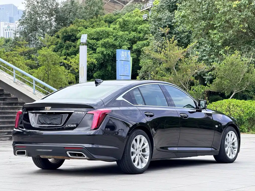 Cadillac CT5 — миниатюра 5