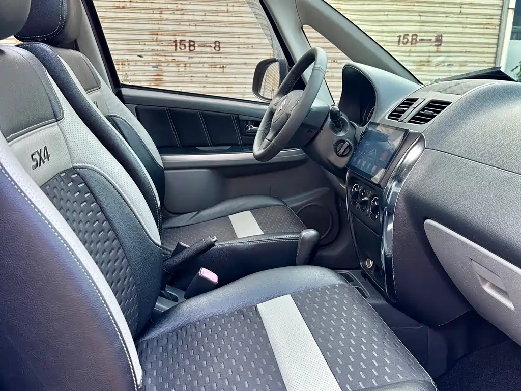 Suzuki SX4 2011 1.6L AT Sport