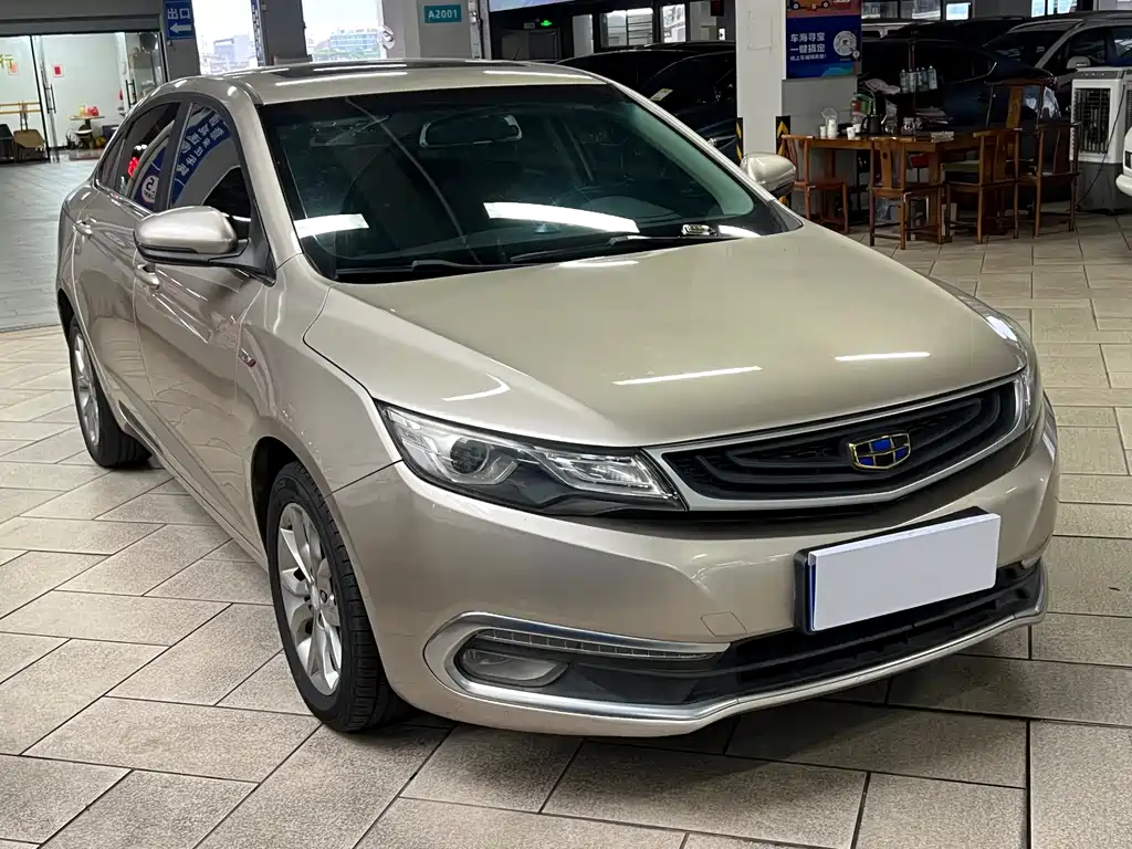 Geely Emgrand GL — миниатюра 3