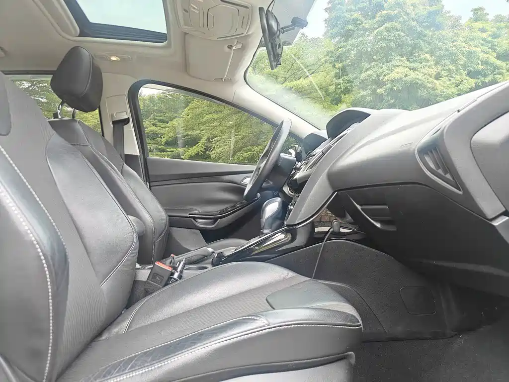 Ford Focus — миниатюра 15
