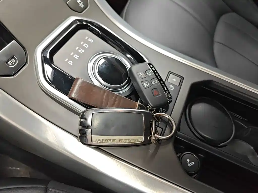 Land Rover Evoque — миниатюра 9