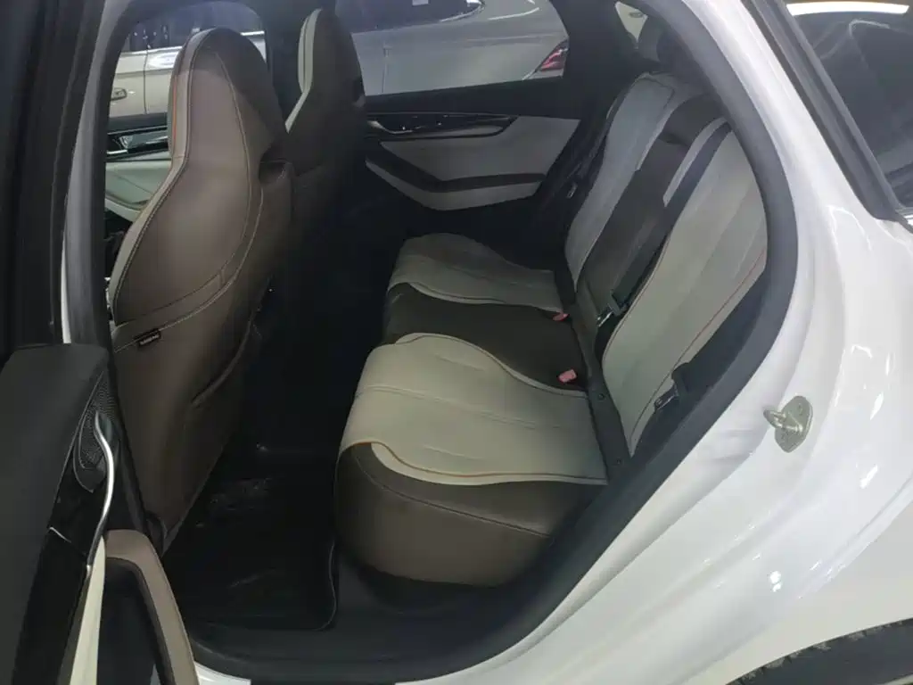 BYD Qin PLUS — миниатюра 17