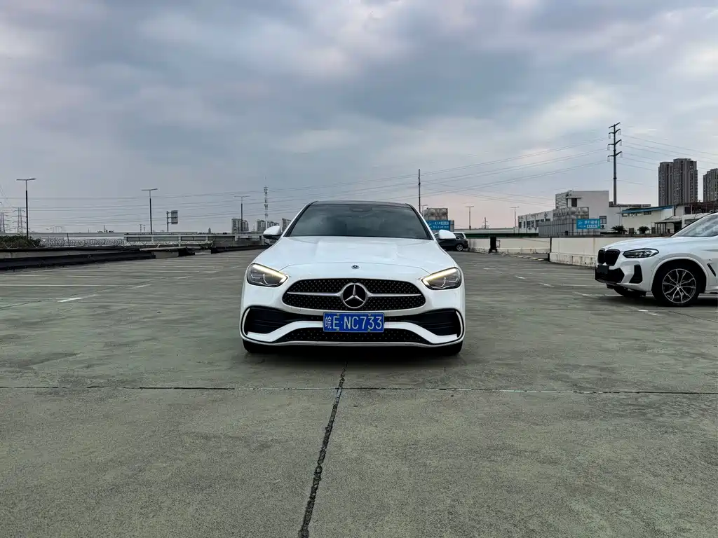 Mercedes-Benz C-Class — миниатюра 2
