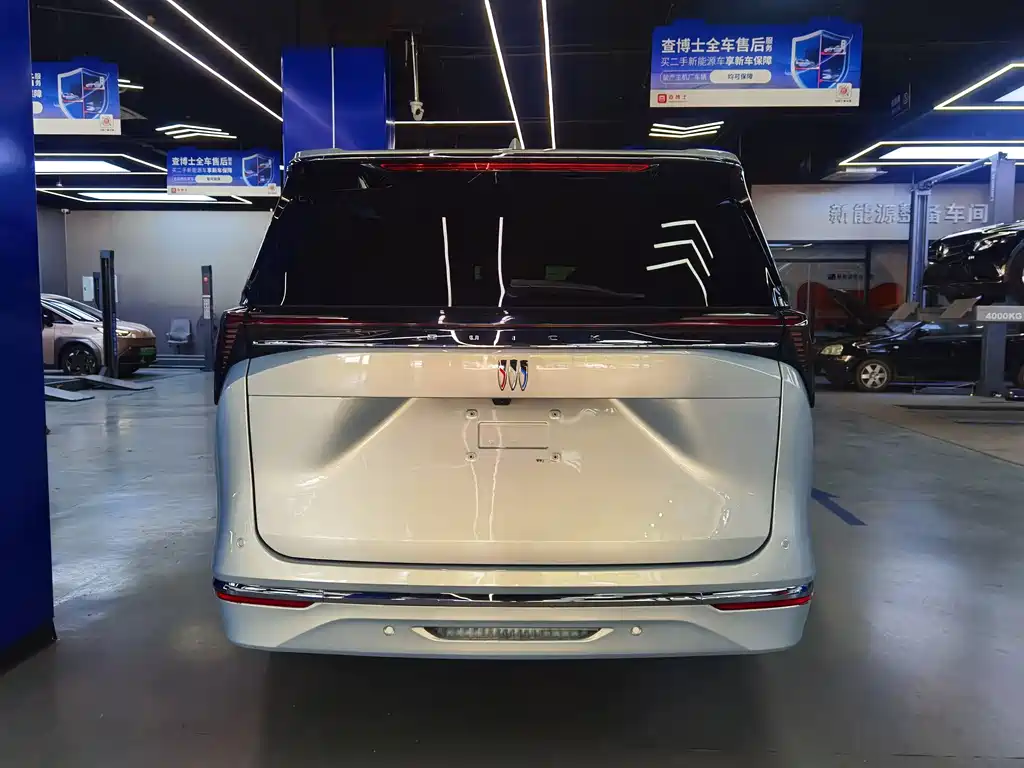 Buick GL8 2025 Smart