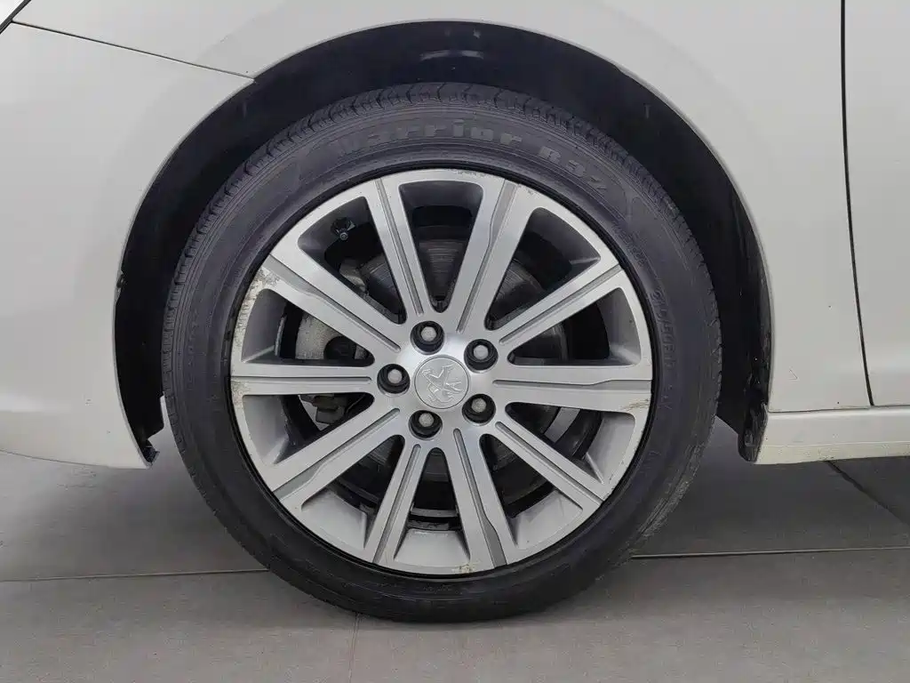 Peugeot 408 — миниатюра 17
