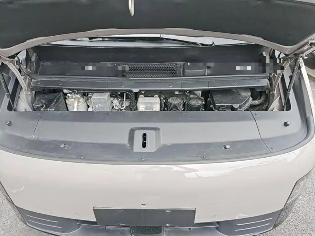 Li Auto Li MEGA — миниатюра 20