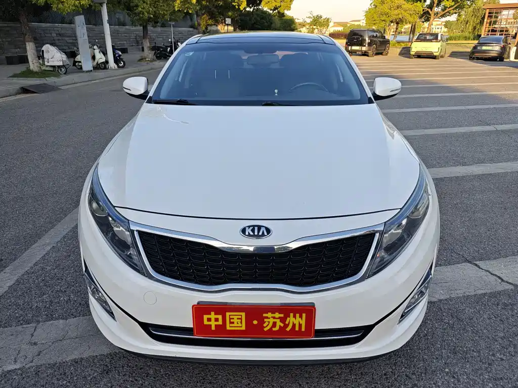 Kia K5 2014 2.0L AT LUXURY