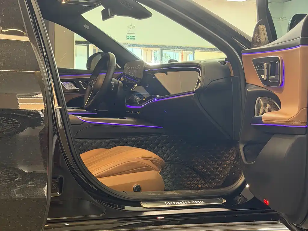 Mercedes-Benz E-Class E 2024 E 300 L Luxury