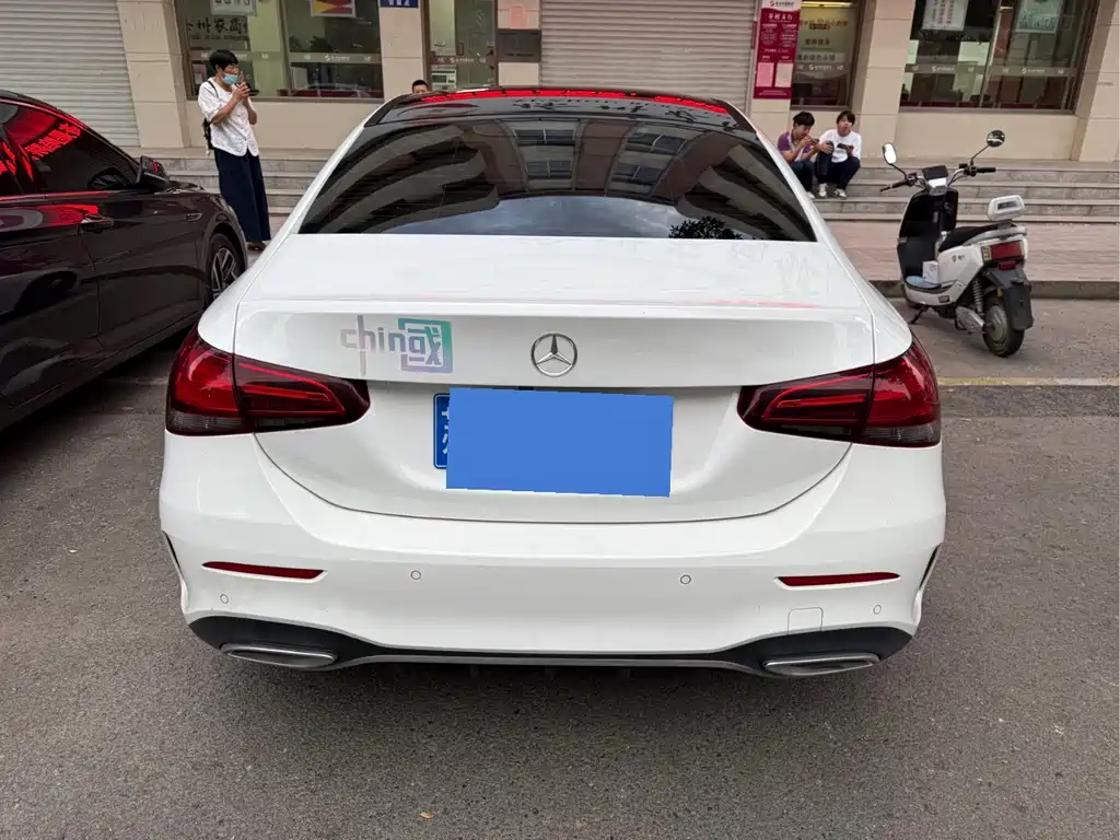 Mercedes-Benz A-Class — миниатюра 8