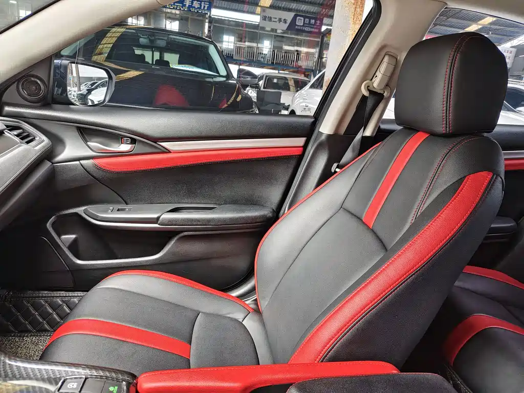 Honda Civic — миниатюра 5