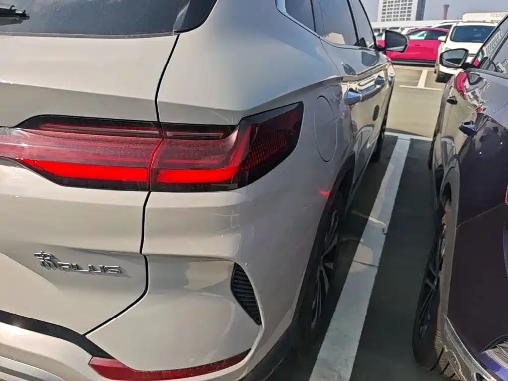 BYD PLUS New Energy — миниатюра 8