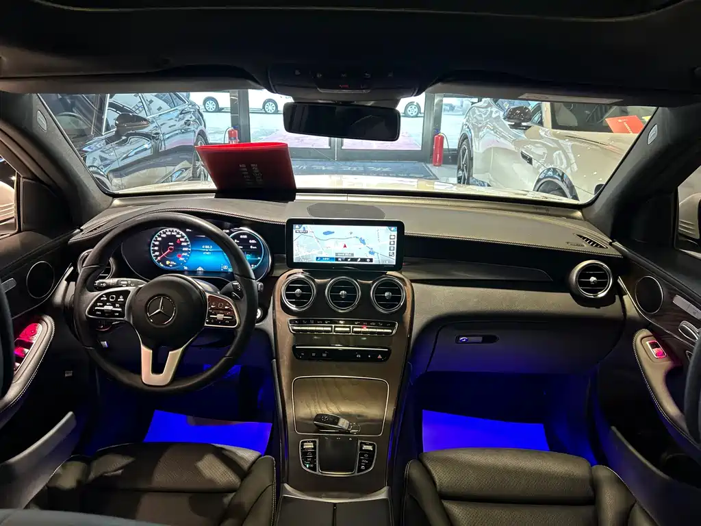 Mercedes-Benz GLC — миниатюра 21