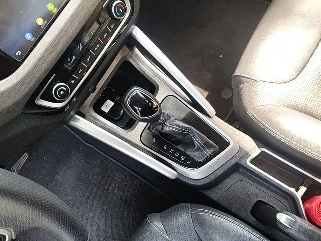 Geely Vision X3 — миниатюра 14