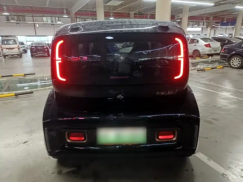 Baojun KiWi EV — миниатюра 6