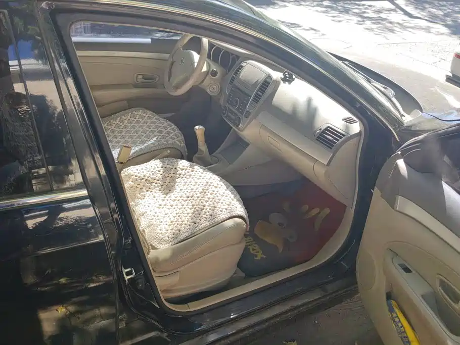 Nissan Sylphy — миниатюра 8