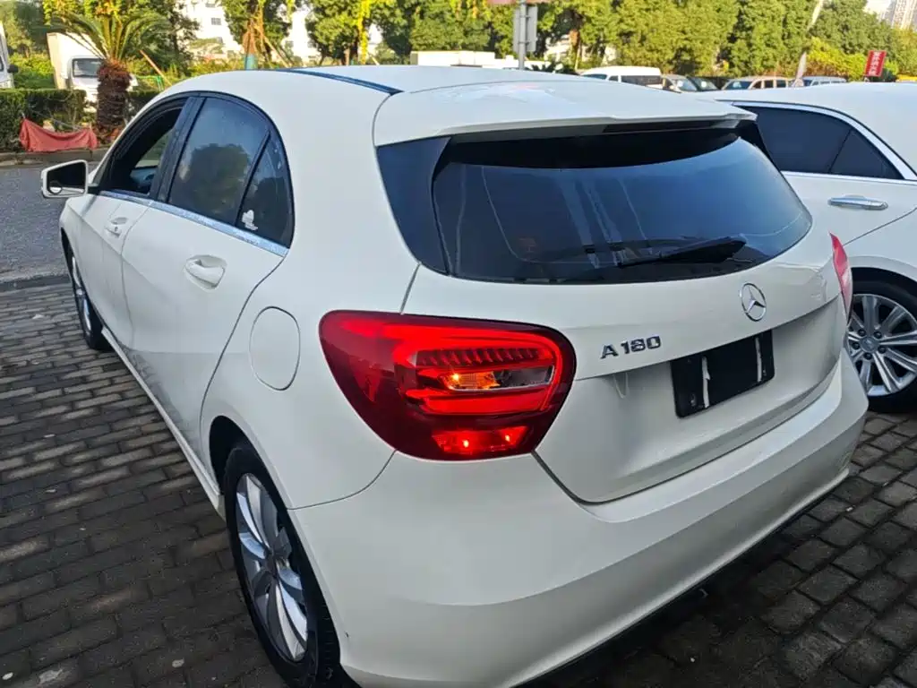 Mercedes-Benz A-Class (Import) — миниатюра 5