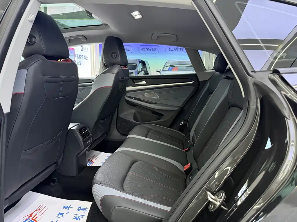 Volkswagen Lamando — миниатюра 7