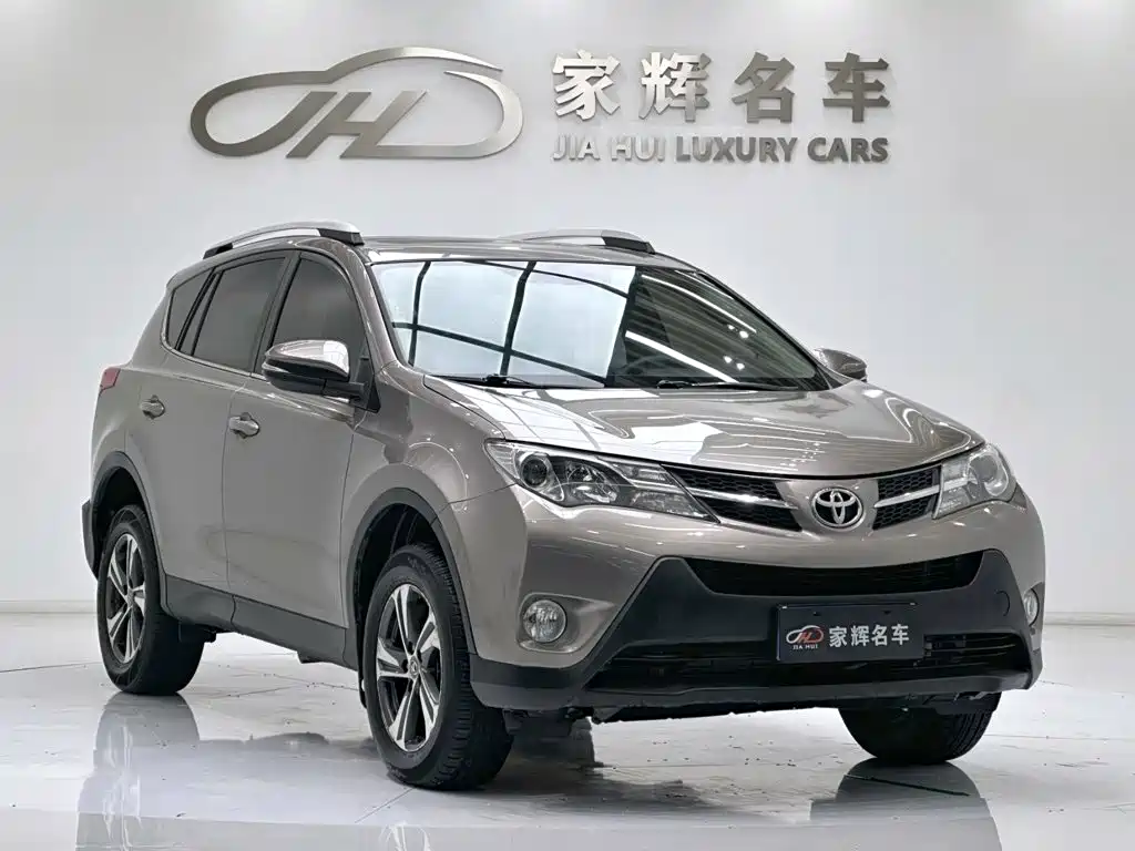 Toyota RAV4 — миниатюра 3