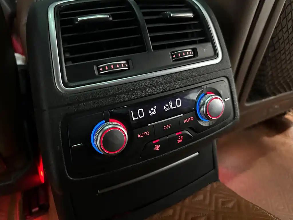 Audi A6L — миниатюра 11
