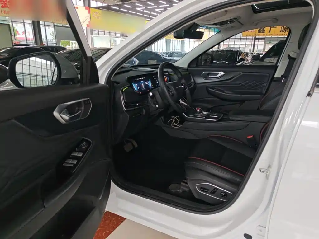 BAIC X7 — миниатюра 16