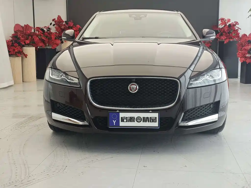 Jaguar XFL — миниатюра 2