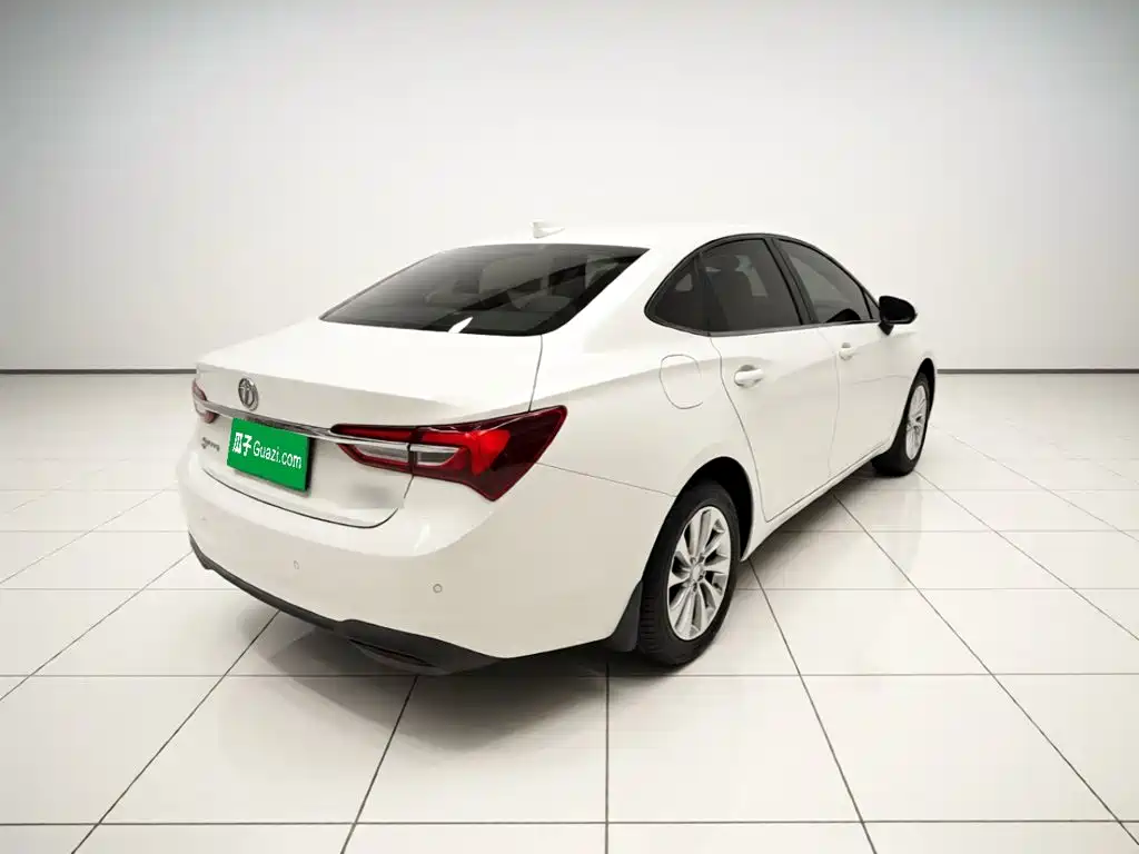 Buick Verano — миниатюра 6
