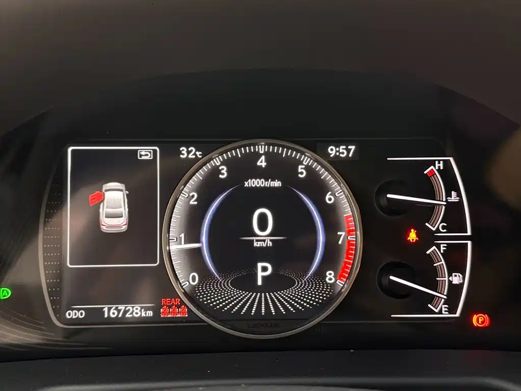 Lexus ES — миниатюра 14