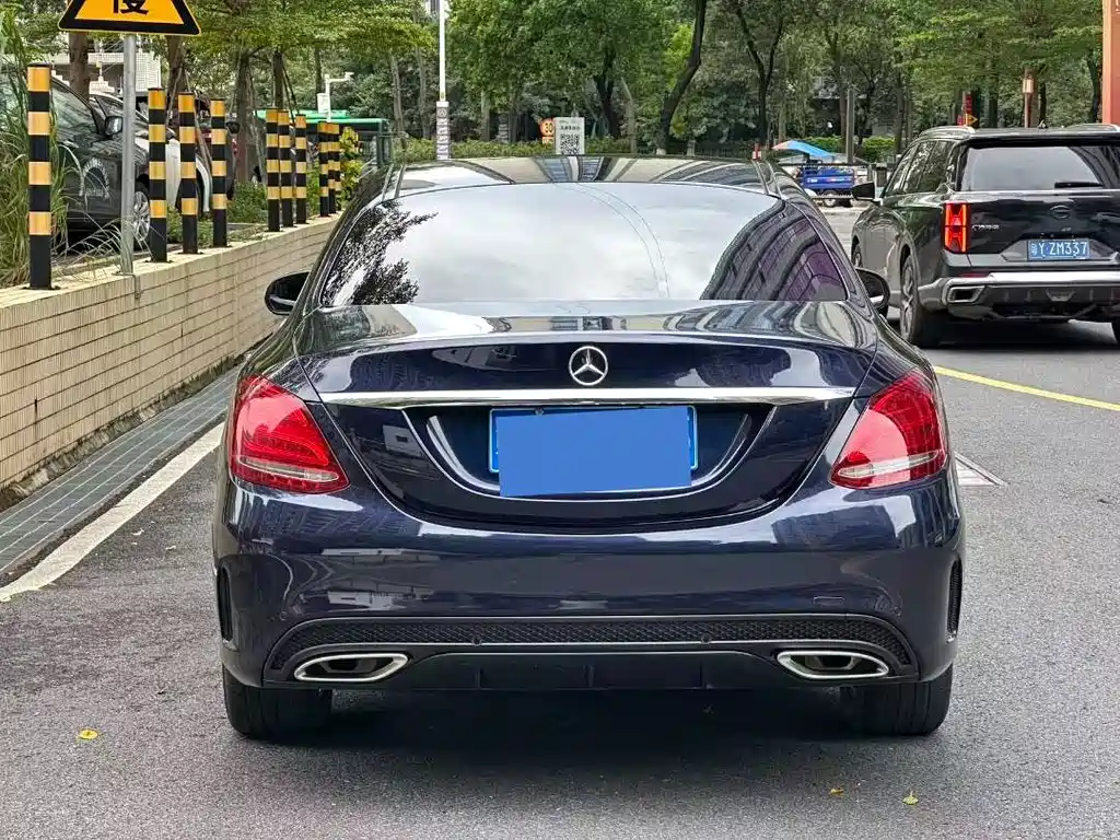 Mercedes-Benz C-Class — миниатюра 4