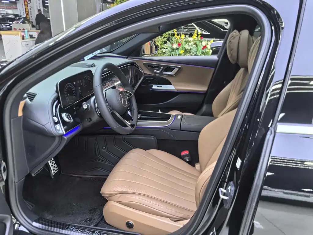 Mercedes-Benz E-Class New Energy — миниатюра 4