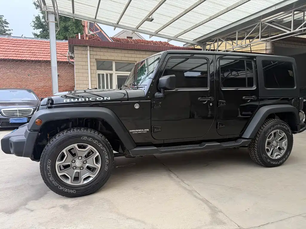 Jeep Wrangler — миниатюра 4