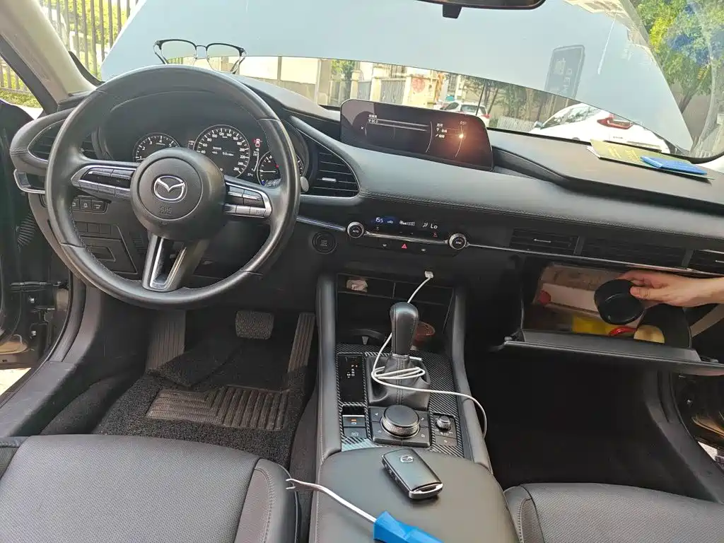 Mazda 3 Axela — миниатюра 13
