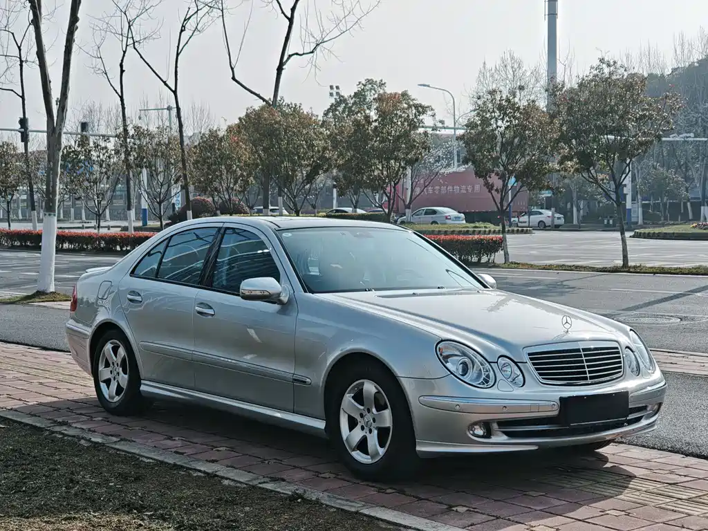 Mercedes-Benz E-Class E 2005 E 280