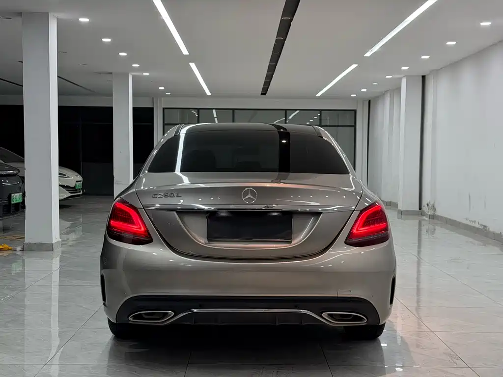 Mercedes-Benz C-Class — миниатюра 17