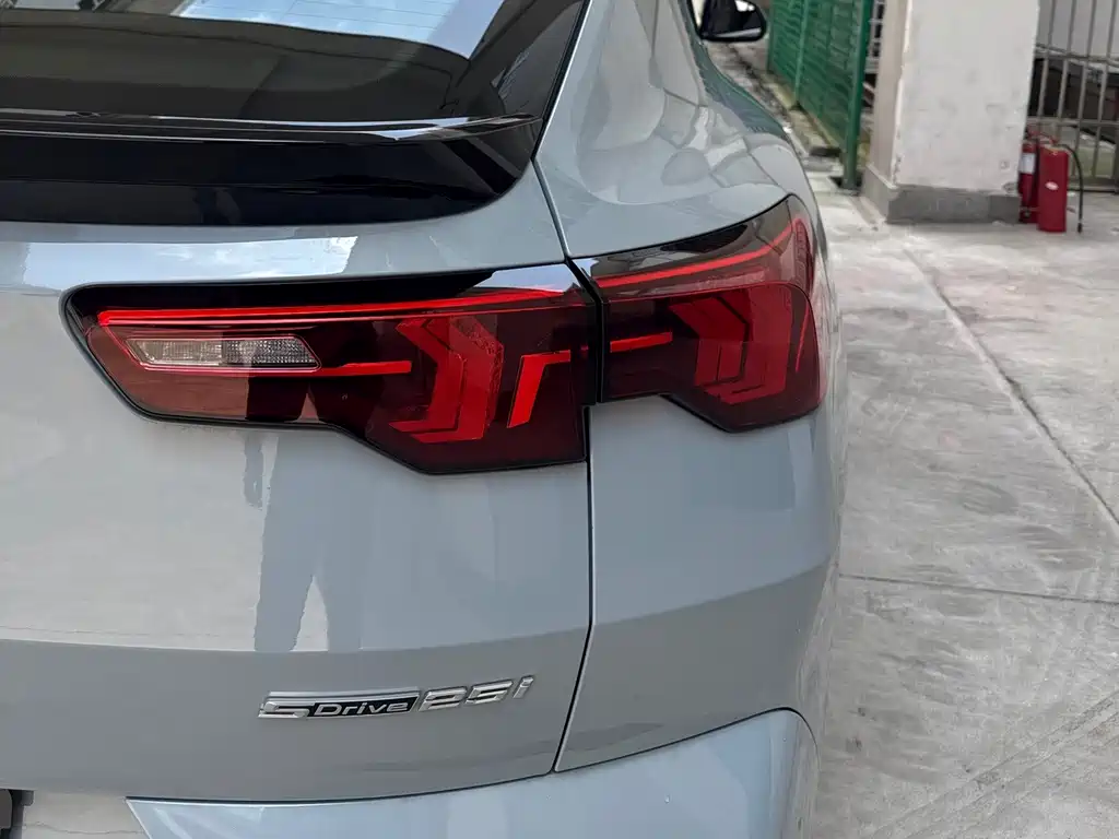 BMW X2 2024 sDrive25i M Sport