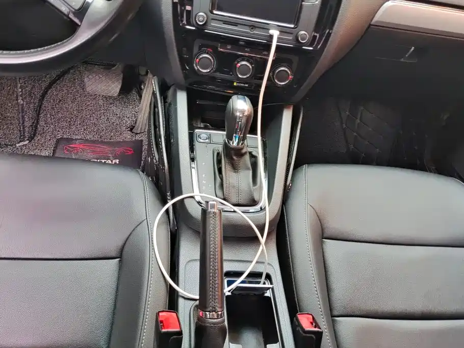 Volkswagen Sagitar — миниатюра 16