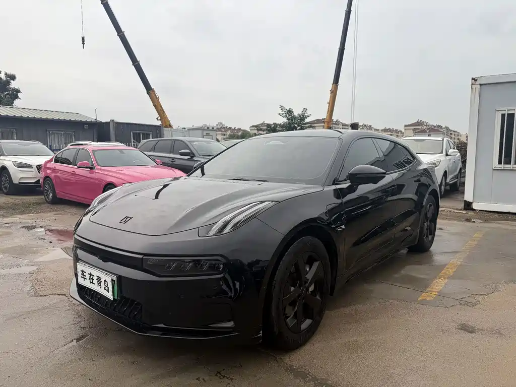 Zeekr 001